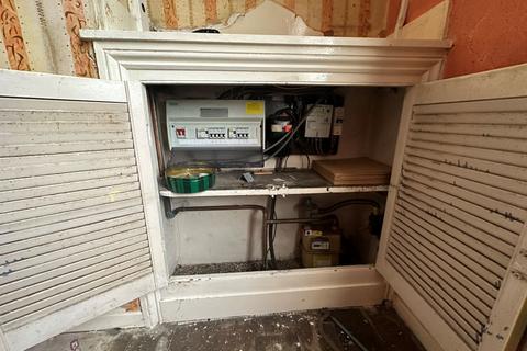 22 Leamore Lane, Walsall, WS3 2BH