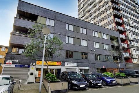 1 bedroom apartment for sale, Spencer Way, London, E1