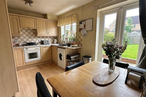 2 bedroom terraced house for sale, Nene Place, Northampton NN5