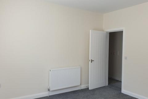 2 bedroom flat to rent, The Triangle, Bournemouth