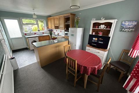 3 bedroom end of terrace house for sale, Newton Green, Brecon, LD3