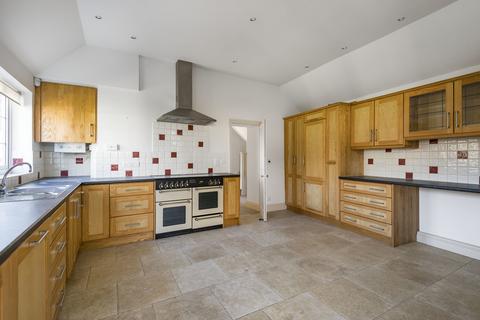 3 bedroom end of terrace house to rent, Silver Street, Tetbury, Gloucestershire, GL8