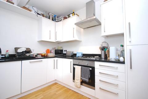 2 bedroom apartment to rent, Central Hill, Crystal Palace SE19