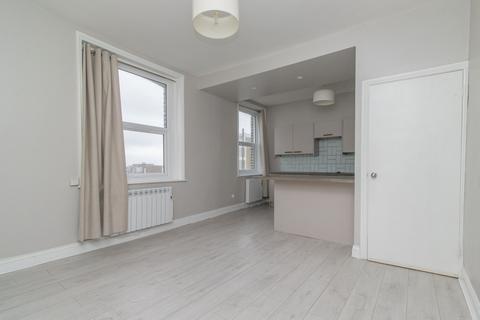 2 bedroom flat for sale, Edgar Road, Margate, CT9