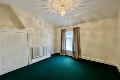 2 bedroom end of terrace house for sale, Russell Street, St Neots PE19