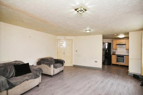 2 bedroom apartment for sale, Pear Tree Court, Rugeley WS15