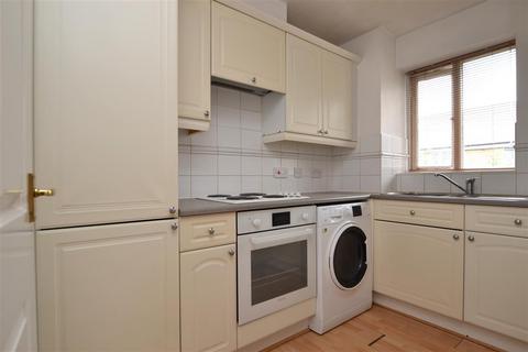 2 bedroom flat for sale, Parkinson Drive, Chelmsford