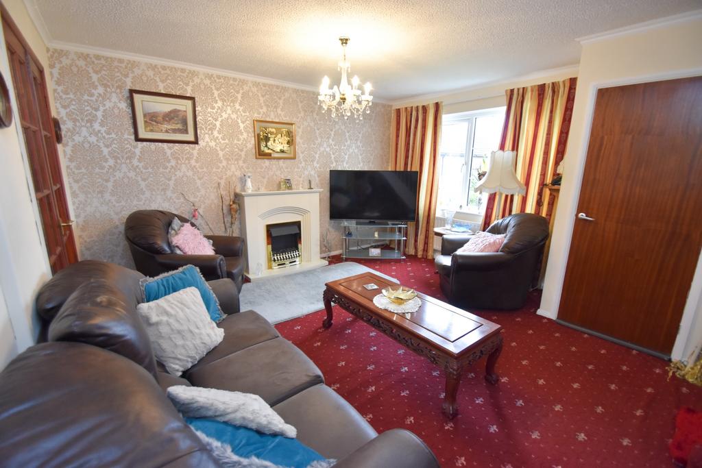 Ramsay Close, Skegness, PE25 3 bed semidetached house for sale £189,950