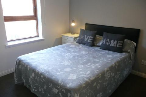 2 bedroom flat to rent, Kelvinhaugh Street, Glasgow G3