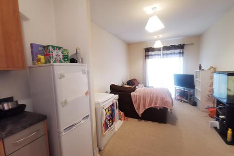 1 bedroom flat to rent, Temple Court, Wakefield, West Yorkshire, UK, WF1
