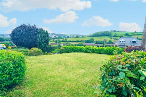 3 bedroom detached house for sale, Llangunnor Road, Carmarthen, Carmarthenshire.