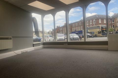 Property to rent, 35 Market Place, Wantage
