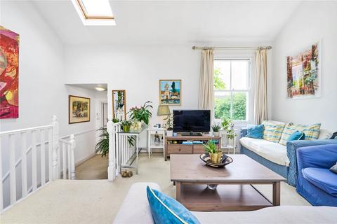 3 bedroom maisonette for sale, Cambray Road, London, SW12