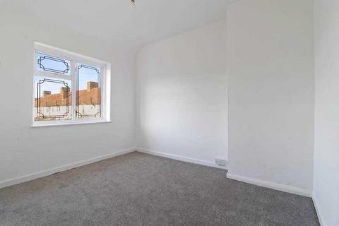 9 Treswell Road, Dagenham, RM9 6XL