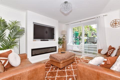 26 Constitution Hill, Snodland, ME6 5DH