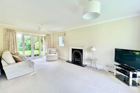 4 bedroom detached house for sale, Farndale Close, Wetherby