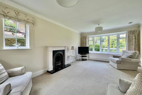 6 Farndale Close, Wetherby, LS22 6XE