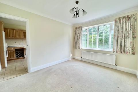 6 Farndale Close, Wetherby, LS22 6XE
