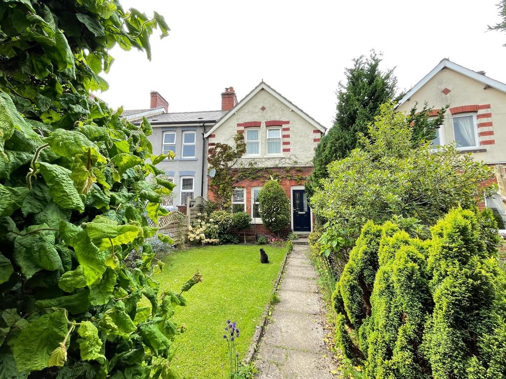 Woolley Road, Stocksbridge, S36 3 bed end of terrace house for sale £