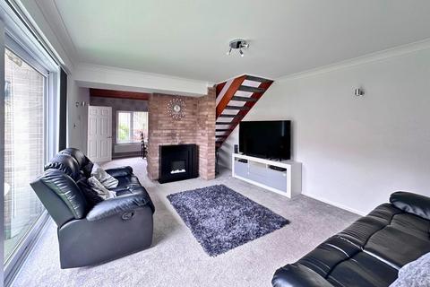 4 bedroom chalet for sale, Westbury Close, Highcliffe, Dorset. BH23 4PE