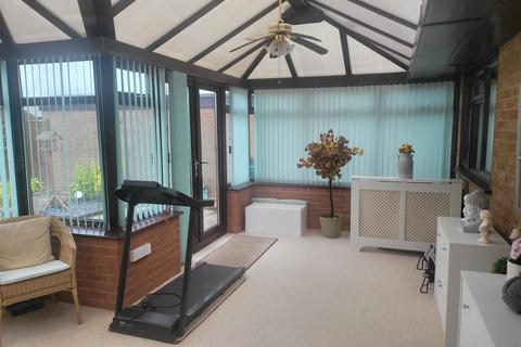 3 bedroom detached bungalow for sale, Jubilee Parade, Skegness PE24