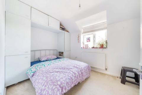 2 bedroom end of terrace house for sale, Fox Lane, Winchester, Hampshire, SO22