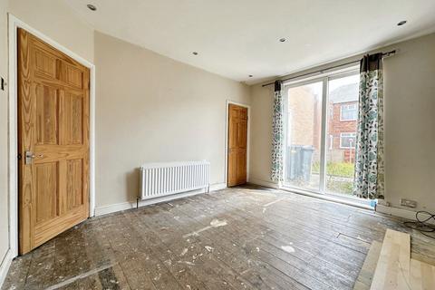2 bedroom ground floor flat for sale, David Street, Wallsend, Tyne and Wear, NE28 8RA