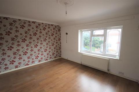 27 Meadow Road, Dagenham, RM9 5PD