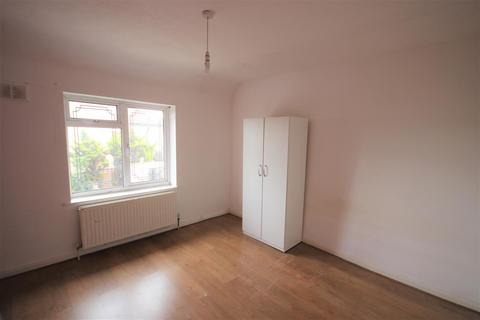 27 Meadow Road, Dagenham, RM9 5PD