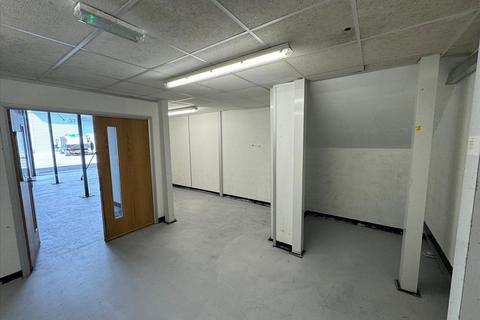 Industrial unit for sale, Unit 19 Easter Park, Benyon Road, Silchester, Reading, Berkshire, RG7