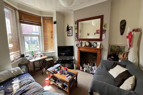 2 bedroom end of terrace house for sale, St Denys