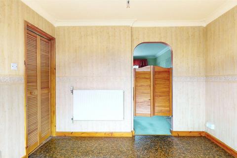 42 Audley Way, Basildon, SS14 2AQ