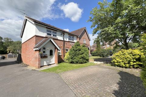 82 Danvers Drive, Church Crookham, Fleet, GU52 0ZE