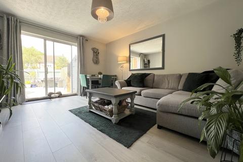 82 Danvers Drive, Church Crookham, Fleet, GU52 0ZE