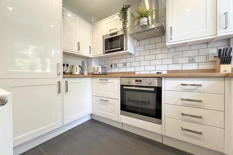 82 Danvers Drive, Church Crookham, Fleet, GU52 0ZE