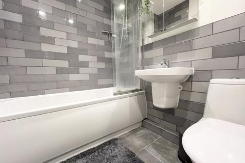 82 Danvers Drive, Church Crookham, Fleet, GU52 0ZE