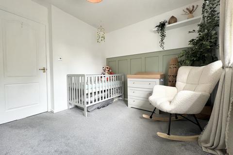 82 Danvers Drive, Church Crookham, Fleet, GU52 0ZE