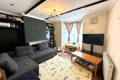 37 New Road, Bedfont, Feltham, TW14 8HW