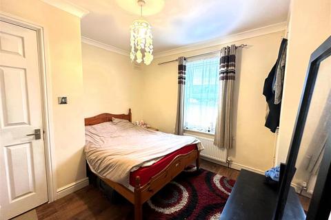 37 New Road, Bedfont, Feltham, TW14 8HW