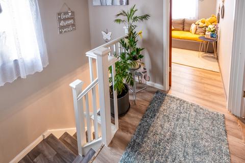 39 Beverley Road, Harworth, Doncaster, DN11 8HB