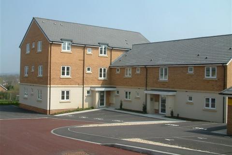 2 bedroom apartment to rent, Drum Tower View, CF83