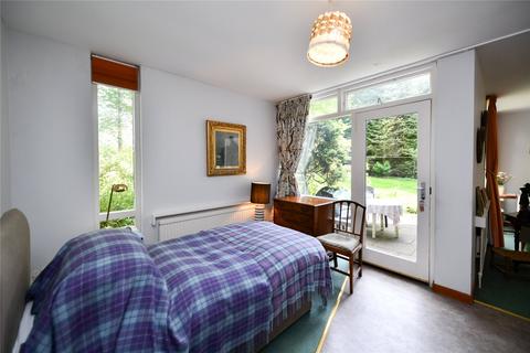 Highfield, Netherwood Glencaple Road, Dumfries, DG1 4TY