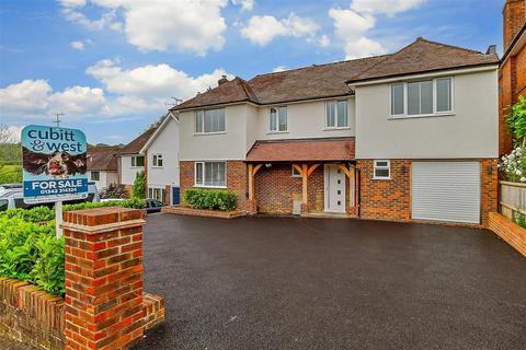 5 bedroom detached house for sale, Nightingale Close, East Grinstead, West Sussex