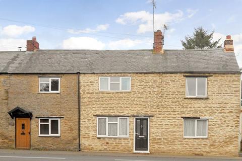 1 bedroom terraced house to rent, Farthinghoe, Brackley NN13