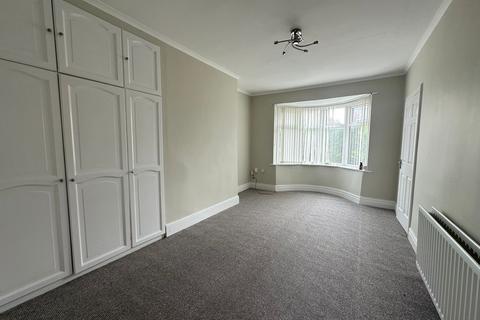 2 bedroom flat to rent, Laing Grove, Wallsend NE28