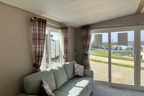 2 bedroom lodge for sale, Lossiemouth Holiday Park