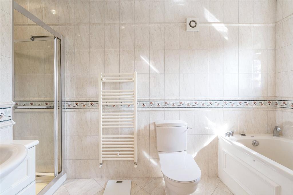 Bedroom One En Suite