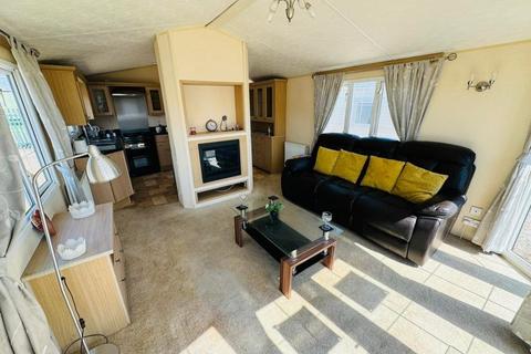 3 bedroom static caravan for sale, Martello Beach Holiday Park
