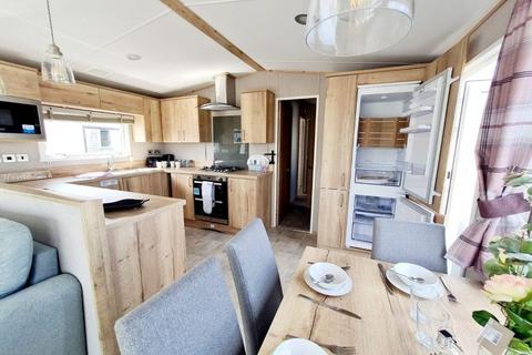 3 bedroom lodge for sale, Martello Beach Holiday Park