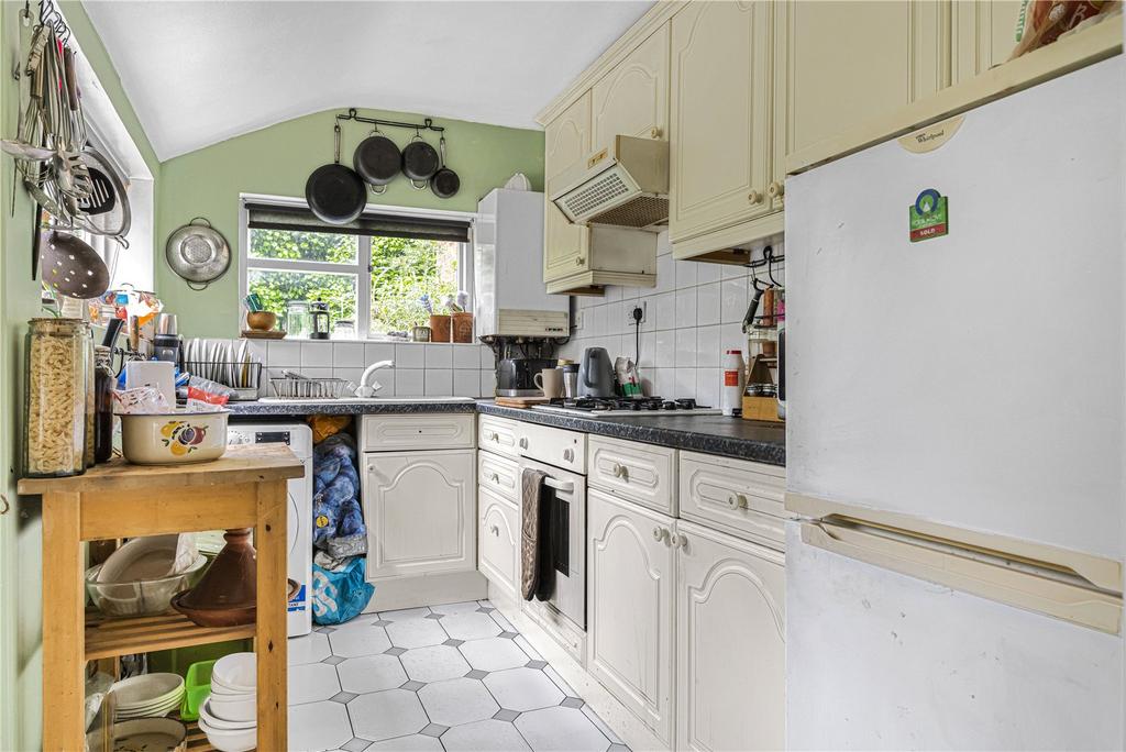 Thayers Farm Road, Beckenham, BR3 2 bed semidetached house for sale